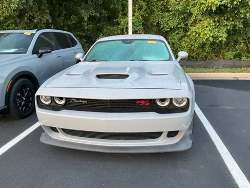Used 2021 Dodge Challenger R/T Scat Pack RWD image 11