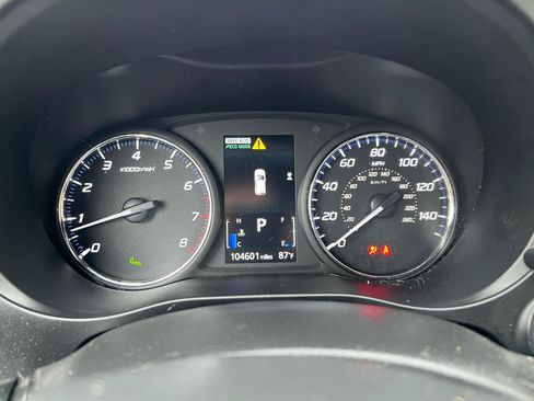 Used 2018 Mitsubishi Outlander SEL AWD/4WD image 18