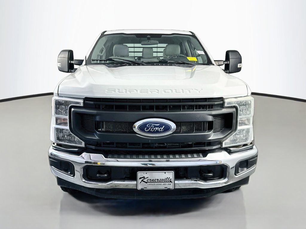 Used 2022 Ford F250 XL w/ Power Equipment Group AWD/4WD image 2