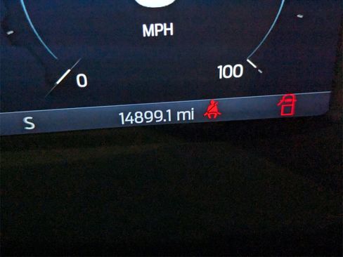 Used 2024 Ford F250 Lariat w/ Chrome Package image 23