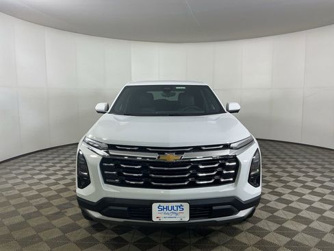 New 2026 Chevrolet Equinox LT AWD/4WD image 2