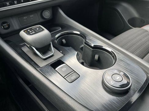 Used 2025 Nissan Rogue SV image 21