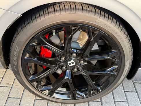 Certified 2024 Bentley Continental GT image 25