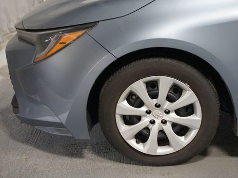 Used 2023 Toyota Corolla LE image 5