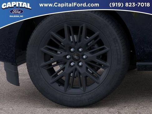 New 2026 Ford Expedition Platinum w/ Stealth Appearance Package AWD/4WD image 19