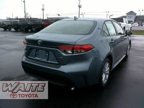 New 2026 Toyota Corolla LE FWD image 2