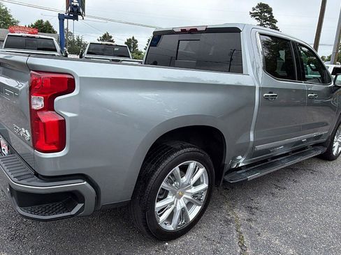 Certified 2024 Chevrolet Silverado 1500 High Country w/ High Country Premium Package AWD/4WD image 5
