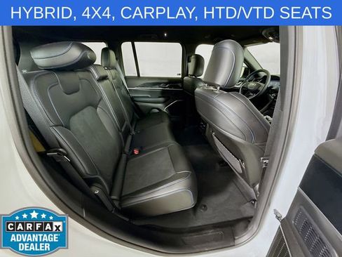 Used 2024 Jeep Grand Cherokee Trailhawk AWD/4WD image 28