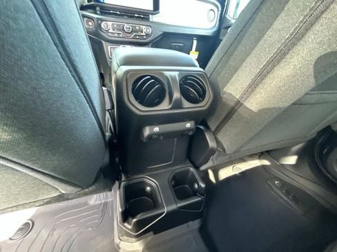 New 2025 Jeep Gladiator Sport AWD/4WD image 6
