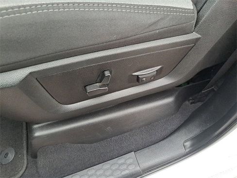 Used 2024 RAM 3500 Big Horn image 17