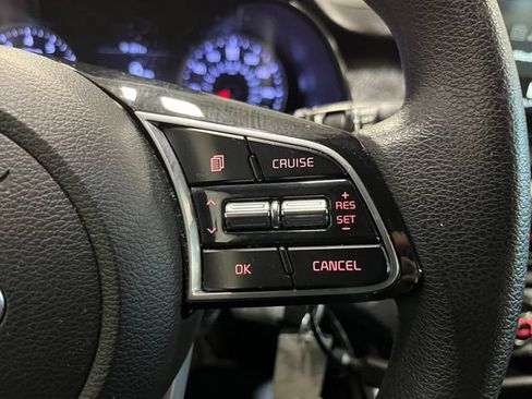 Used 2021 Kia Forte LXS FWD image 23
