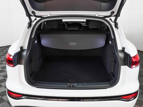 Certified 2025 Audi Q6 e-tron Premium w/ Convenience Package image 12