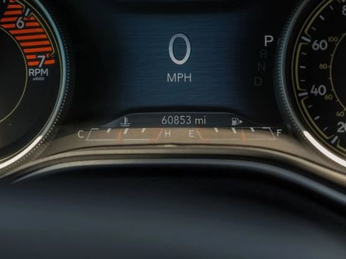 Used 2021 Jeep Cherokee Latitude Lux w/ Sun & Sound Group image 21