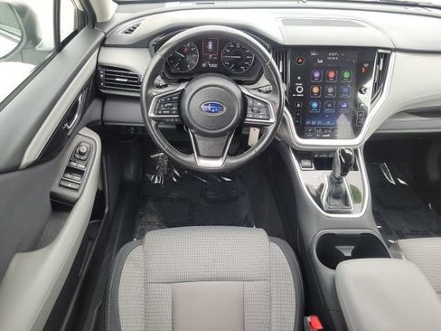Used 2025 Subaru Outback Premium AWD/4WD image 14
