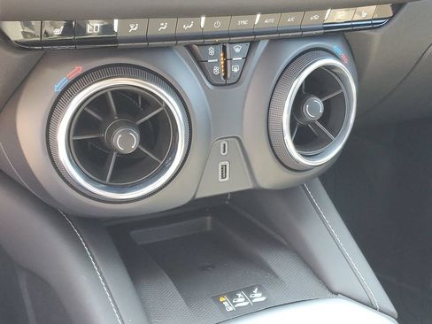Used 2024 Chevrolet Blazer LT w/ Convenience Package AWD/4WD image 19