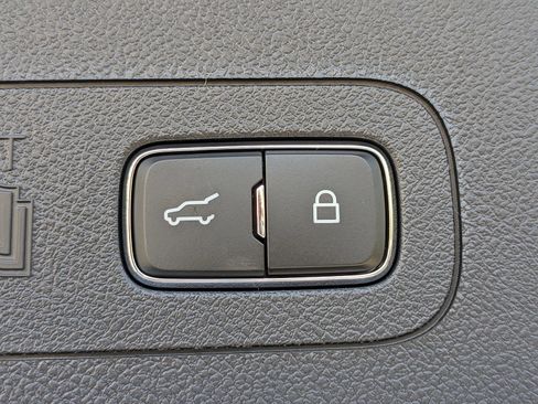 New 2025 Lincoln Aviator 2WD w/ Equipment Group 101A image 15