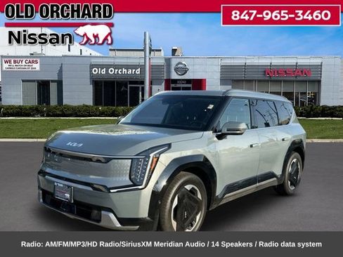 Used 2024 Kia EV9 Land AWD/4WD image 1