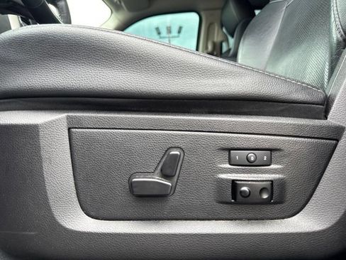 Used 2016 RAM 1500 Laramie w/ Convenience Group AWD/4WD image 29