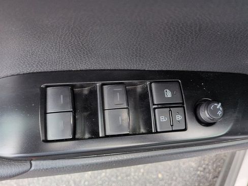 Certified 2025 Toyota Camry SE w/ Convenience Package FWD image 15