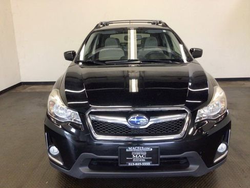Used 2016 Subaru Crosstrek 2.0i Premium AWD/4WD image 2