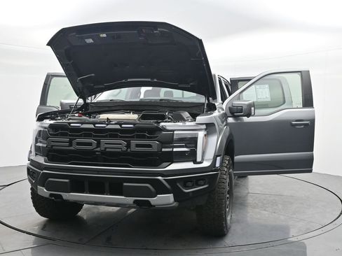 Used 2025 Ford F150 Raptor image 43