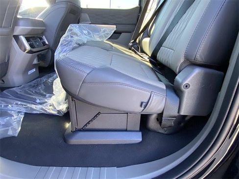 New 2026 Ford F250 Platinum w/ Platinum Plus Package image 31