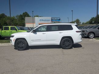 New 2026 Jeep Grand Cherokee L Limited AWD/4WD video 2