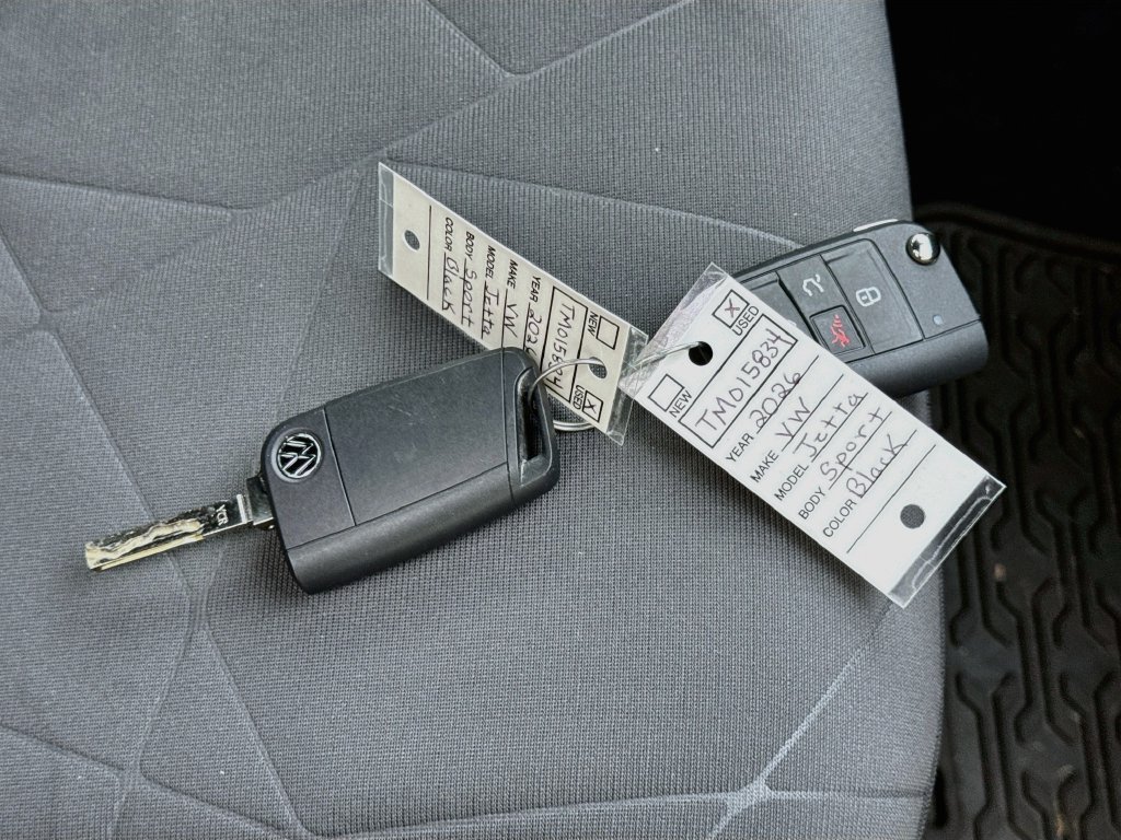 Certified 2026 Volkswagen Jetta Sport FWD image 33
