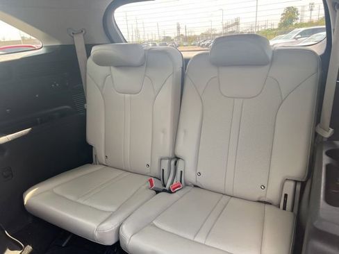 Used 2022 Kia Sorento EX w/ Panoramic Sunroof Package image 26