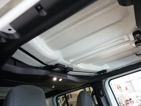 Used 2024 Jeep Wrangler Unlimited Sport AWD/4WD image 44