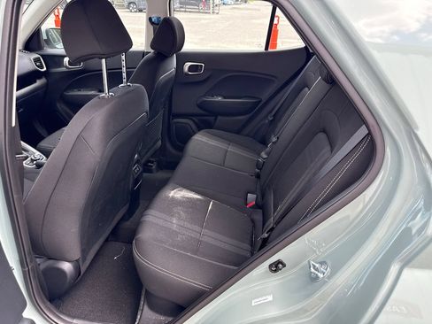 Used 2026 Hyundai Venue SEL FWD image 11