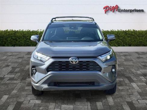 Used 2024 Toyota RAV4 XLE Premium FWD image 5