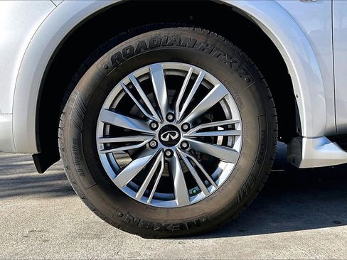 Certified 2018 INFINITI QX80 Base image 10
