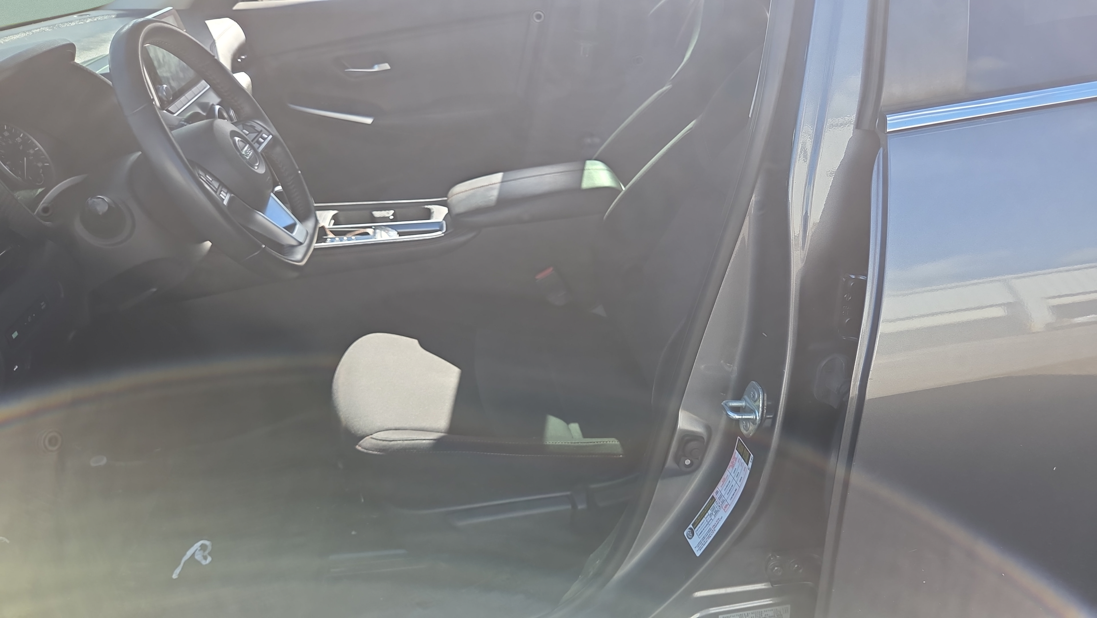 Used 2022 Nissan Sentra SR w/ Electronics Package FWD image 6