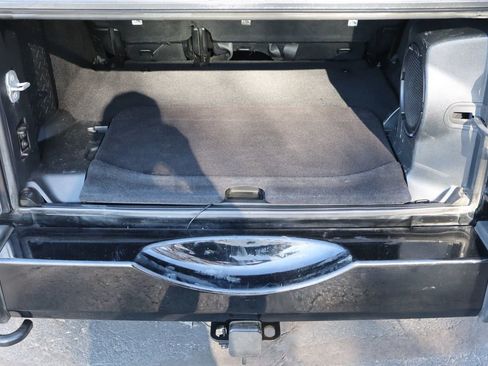 Used 2014 Jeep Wrangler Unlimited Sahara image 14