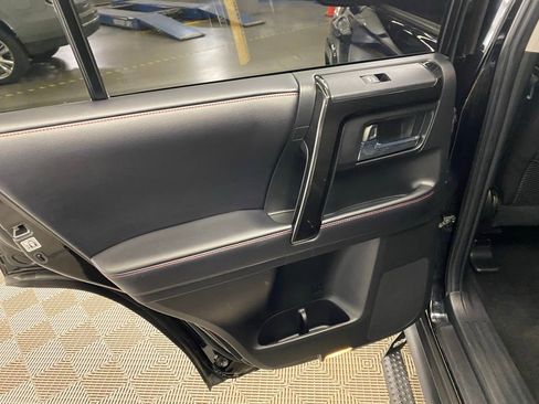 Used 2018 Toyota 4Runner TRD Pro image 12