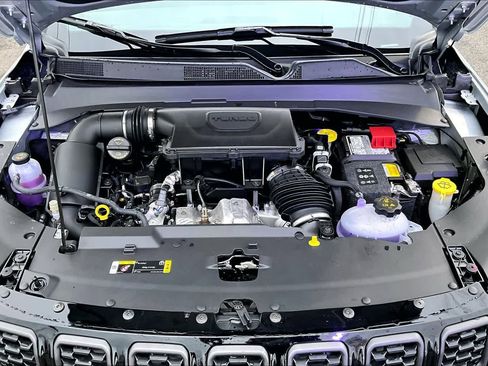 New 2026 Jeep Compass Latitude image 9