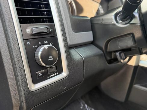 Used 2016 RAM 1500 Big Horn AWD/4WD image 12