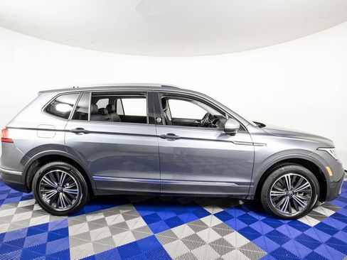 Used 2024 Volkswagen Tiguan Wolfsburg Edition image 4