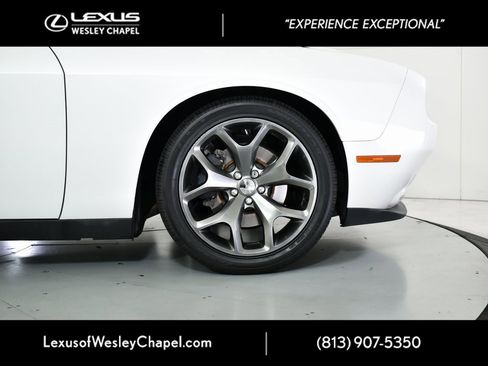 Used 2015 Dodge Challenger SXT Plus image 4