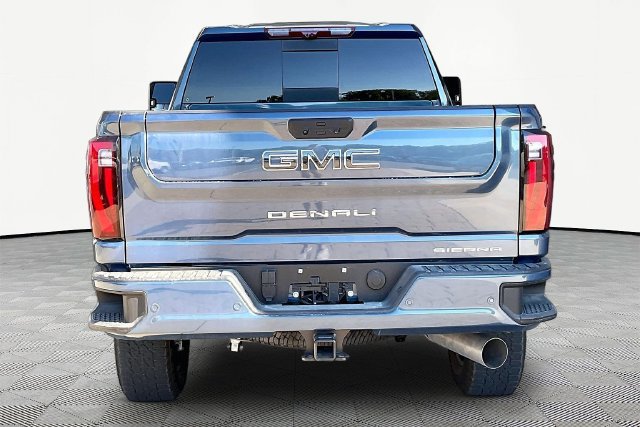 Used 2025 GMC Sierra 2500 Denali Ultimate AWD/4WD image 6