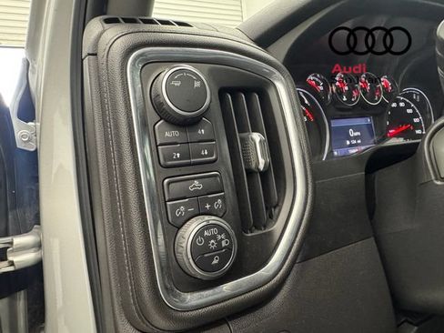 Used 2019 Chevrolet Silverado 1500 LT w/ Texas Edition AWD/4WD image 30
