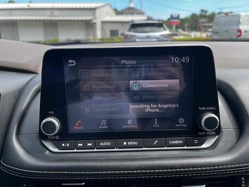 Used 2023 Nissan Rogue S image 26