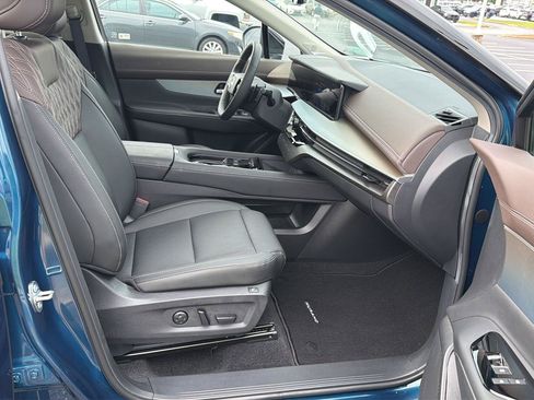 Used 2025 Nissan Murano Platinum w/ Cargo Package AWD/4WD image 14