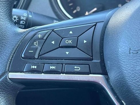 Used 2022 Nissan Rogue Sport S image 20