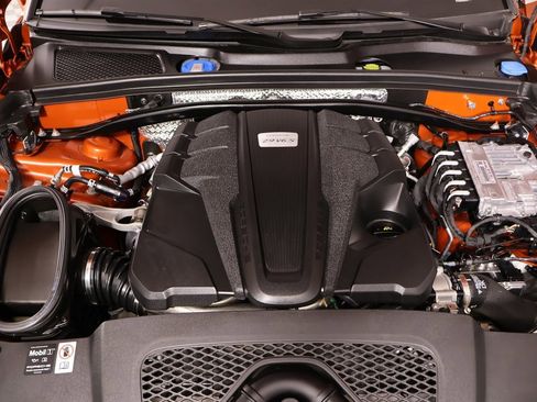 Used 2025 Porsche Macan S image 20