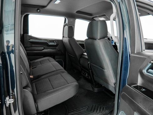 Used 2022 Chevrolet Silverado 1500 LT Trail Boss image 34