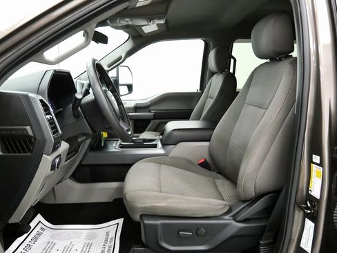 Used 2020 Ford F350 XLT w/ XLT Premium Package image 12