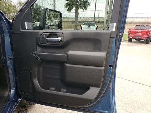 New 2026 Chevrolet Silverado 2500 Custom w/ Custom Value Package image 9