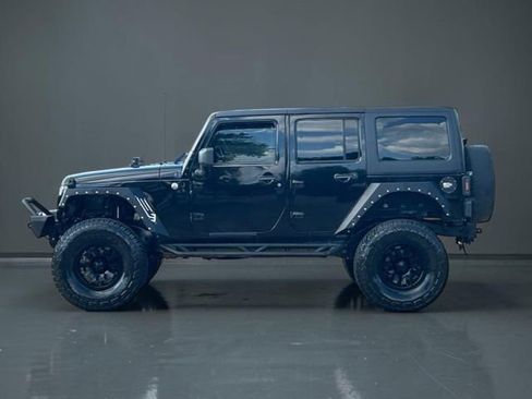 Used 2013 Jeep Wrangler Unlimited Sport w/ Connectivity Group image 6